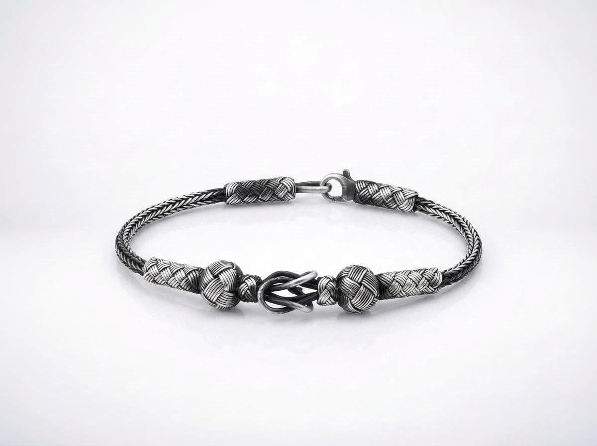 SLVR-BLK-052